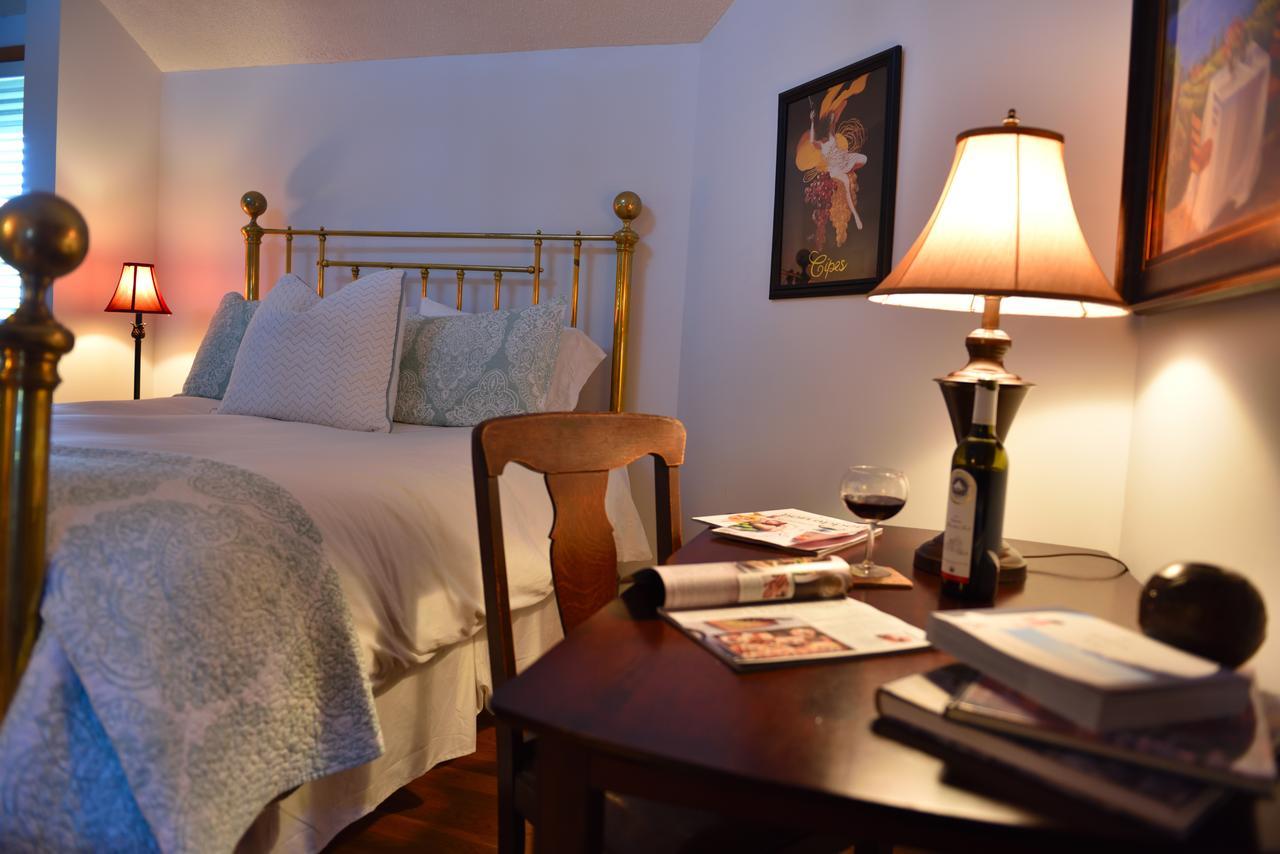 Summerhill Estate House Bed & Breakfast Kelowna Dış mekan fotoğraf