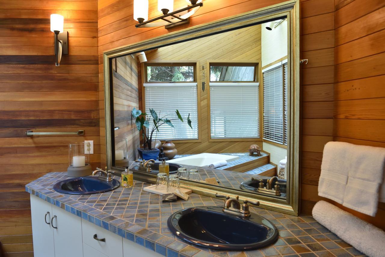 Summerhill Estate House Bed & Breakfast Kelowna Dış mekan fotoğraf